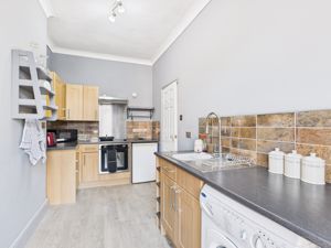 Kitchen area- click for photo gallery